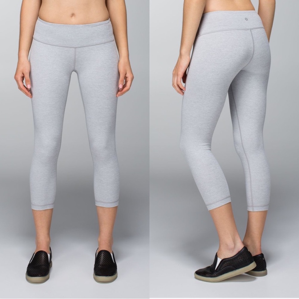 Lululemon • wunder under crop in heathered medium grey sz 8